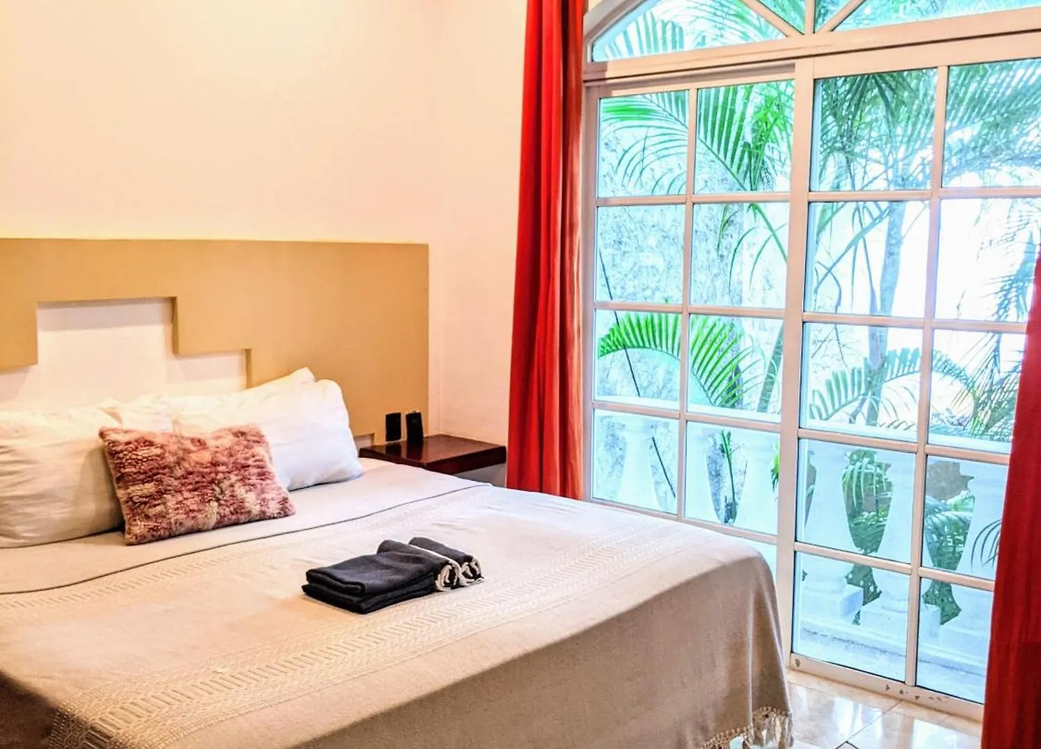 Castillo Playacar Fase 1 9Br 3Kitchen Pool Walk To Beach 5Th Ave 25Max Playa del Carmen Holiday home