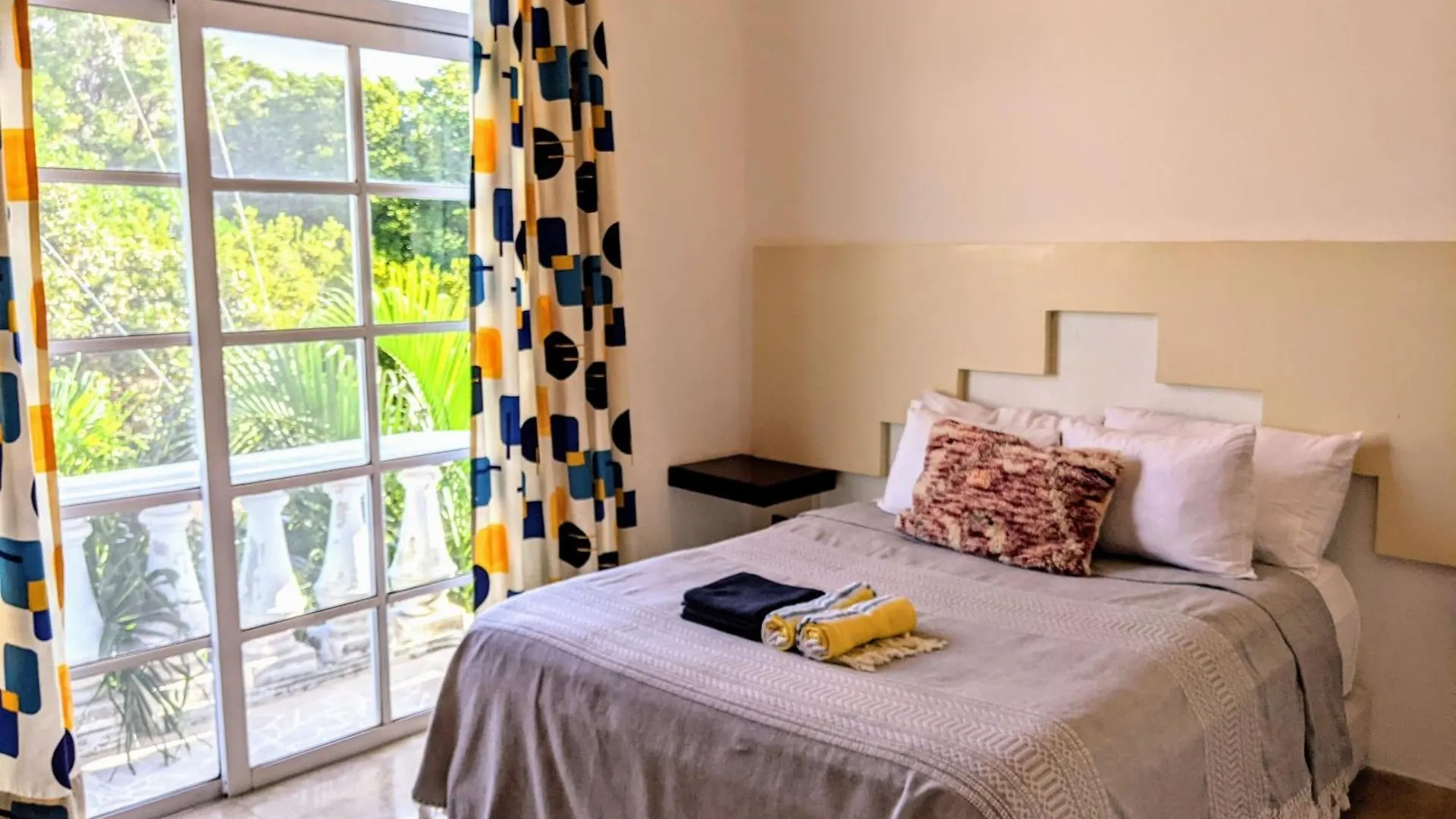 Castillo Playacar Fase 1 9Br 3Kitchen Pool Walk To Beach 5Th Ave 25Max Playa del Carmen